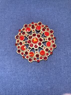 Monet Vintage Lovely Red Rhinestone Gold Tone Brooch
